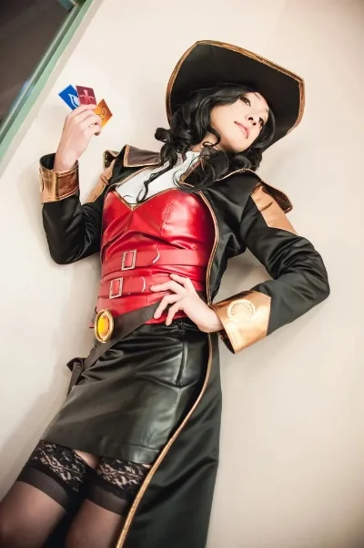 十年前的美女卡牌游戏-怀旧美女卡牌魅力