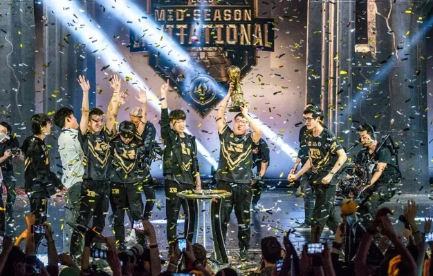 rng夺冠阵容-RNG夺冠传奇之旅