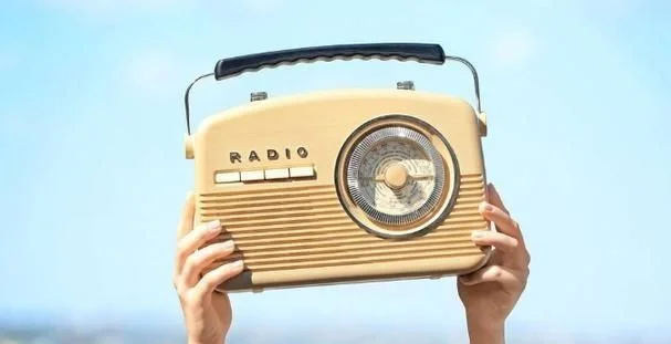 不走流量的收音机-收音机：声音的旅行体验