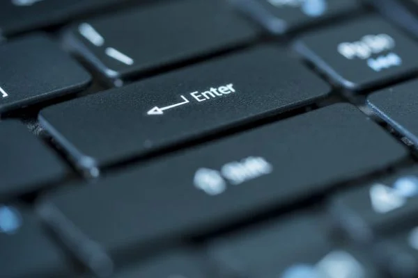 手机上哪个是回车键-旅行掌握回车键