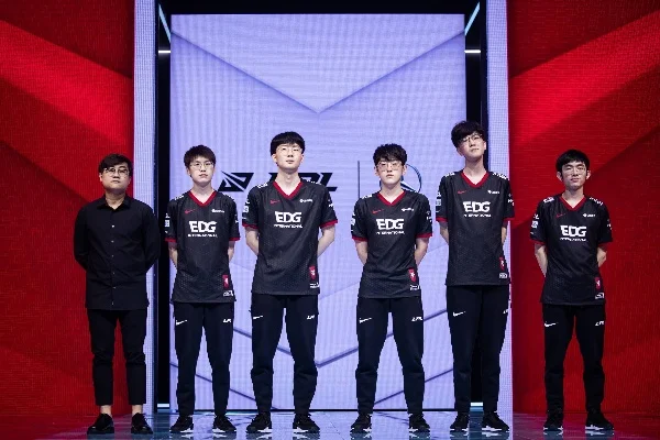 22年edg队员-EDG队员铸就王朝