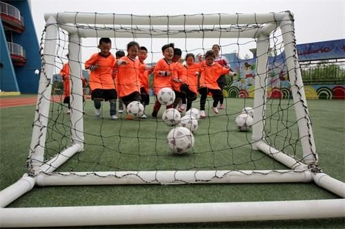 小班足球游戏排行榜-小班趣味足球游戏