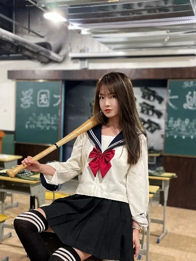 美少女学院私服-美少女私服校园沉浸体验