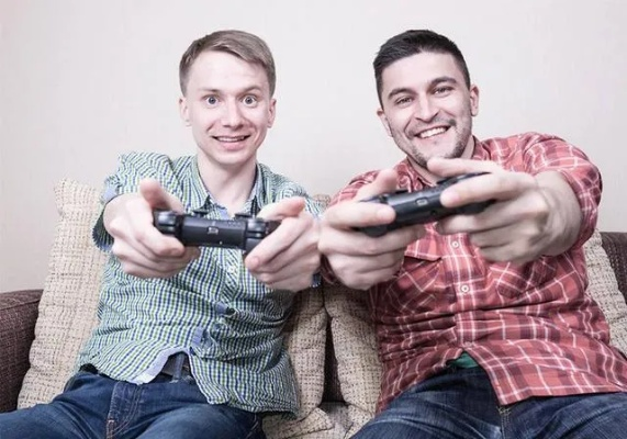 在家无聊时玩什么游戏最爽？