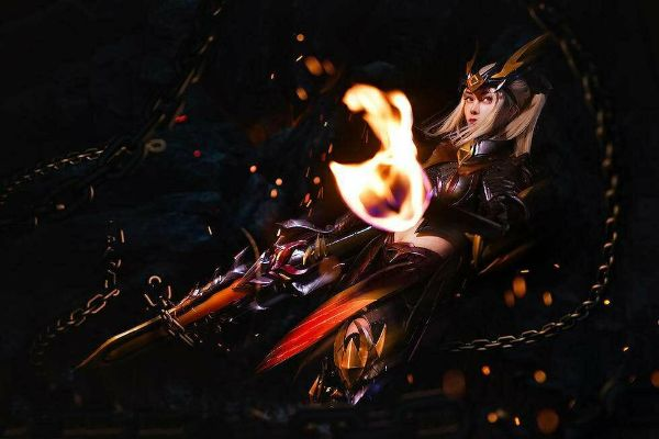 王者荣耀花木兰穿黑色外套