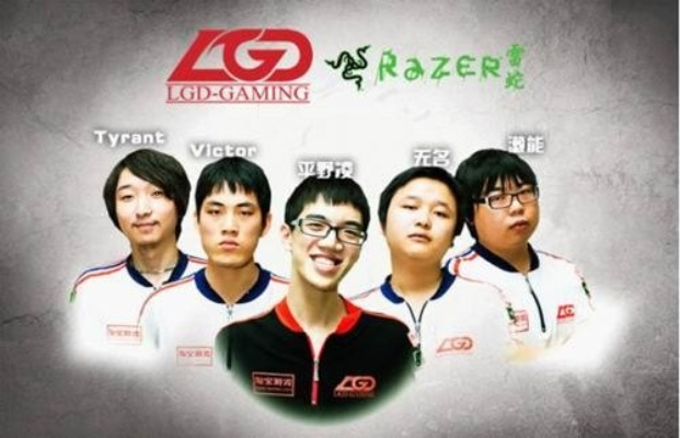 王者荣耀LGD战队：从网吧队到顶级豪门的逆袭之路