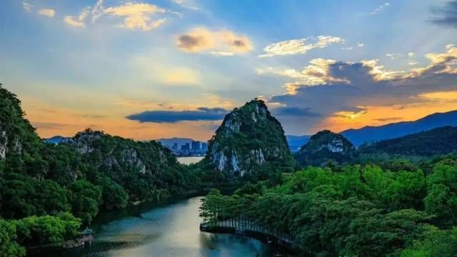 肇庆哪里好玩又省钱？这份避坑指南带你解锁5大必玩体验