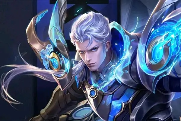 王者荣耀铠怎么出装和搭配铭文？