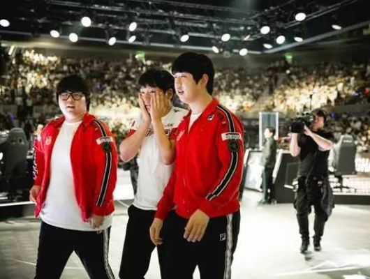 S3OMG对战SKT比分全解析：谁才是真王者？